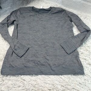 Lululemon Swiftly Relaxed-Fit Long Sleeve Shirt Tempo Stripe Black / White